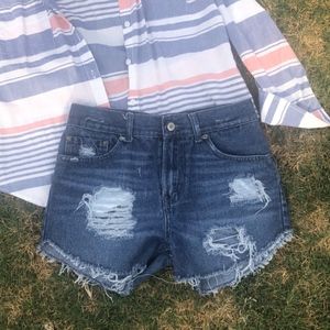 Levi Cut Offs